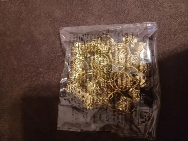 Заколки для волос новые - Разное в Энгельс