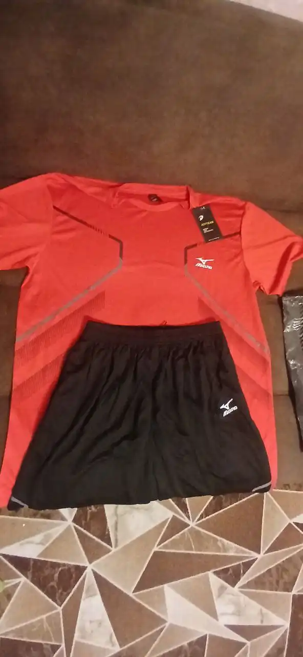 Футболка и шорты Mizuno новые