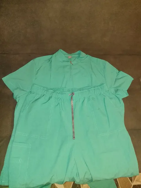 Медицинский костюм новый размер большой - Одежда в Энгельс