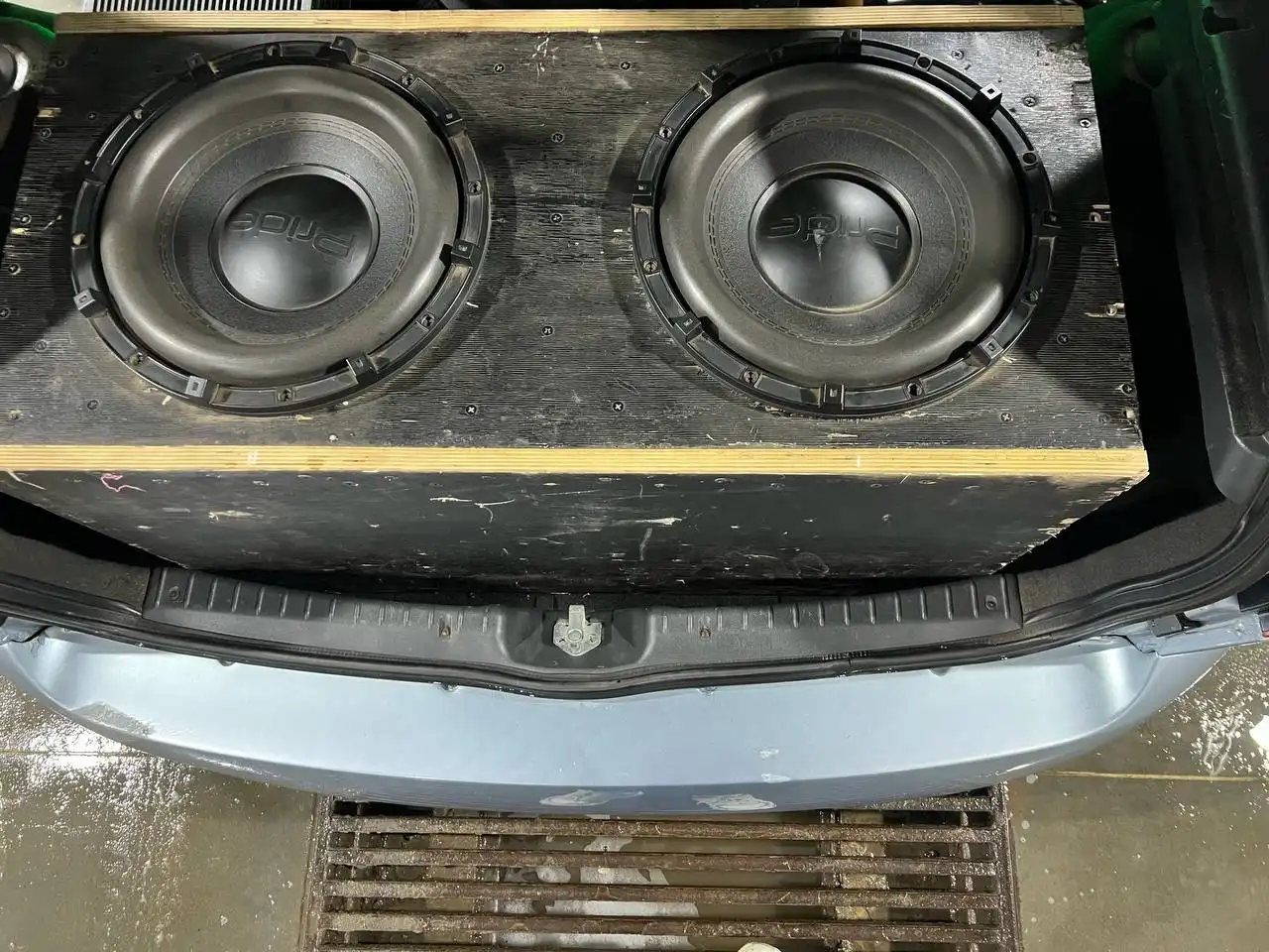 Продам 2х м12/12 в коробе - Барахолка в Энгельс