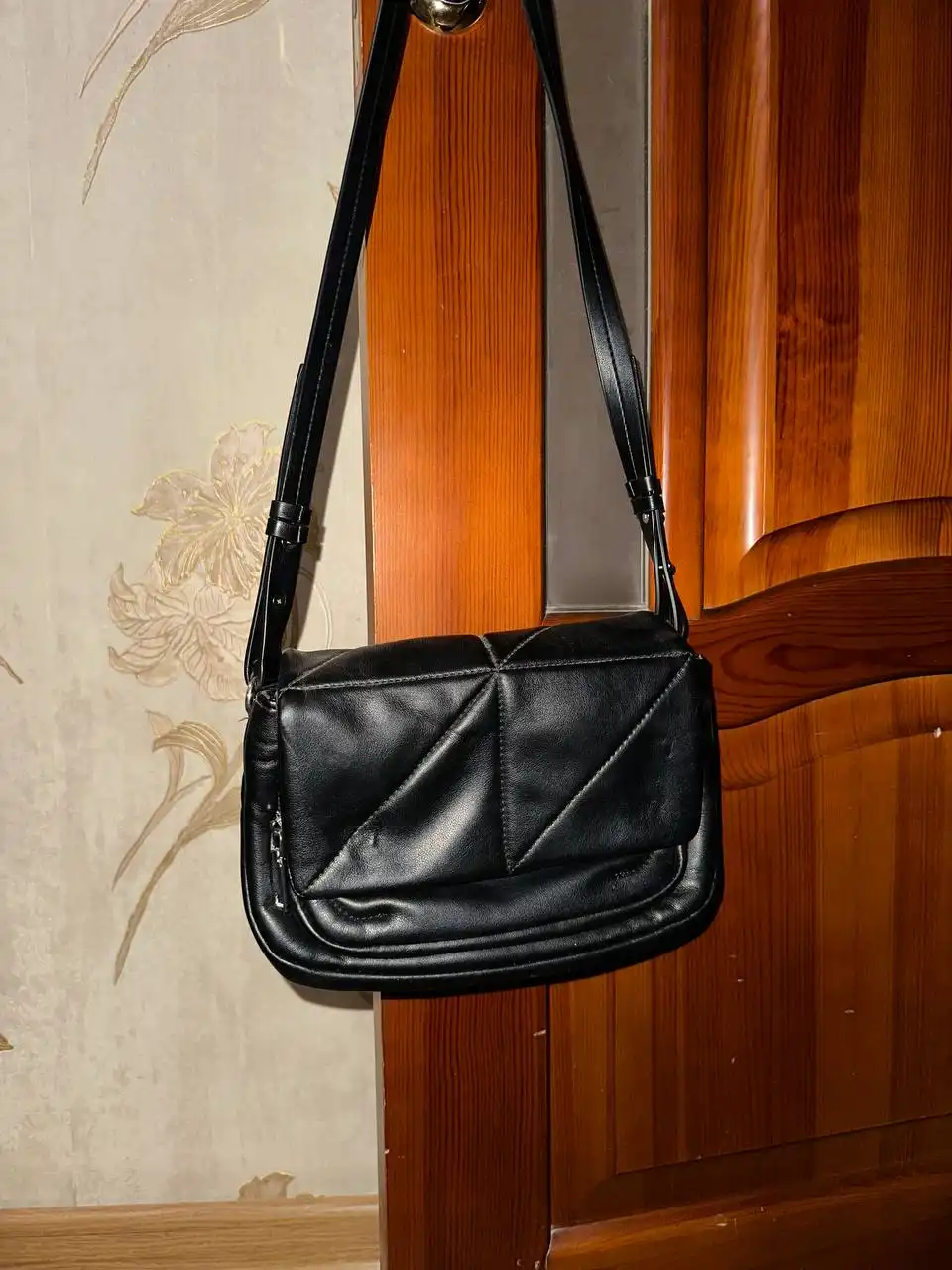 Продаются сумки - Одежда в Саратов