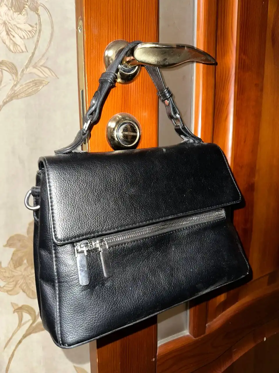 Продаются сумки - Одежда в Саратов