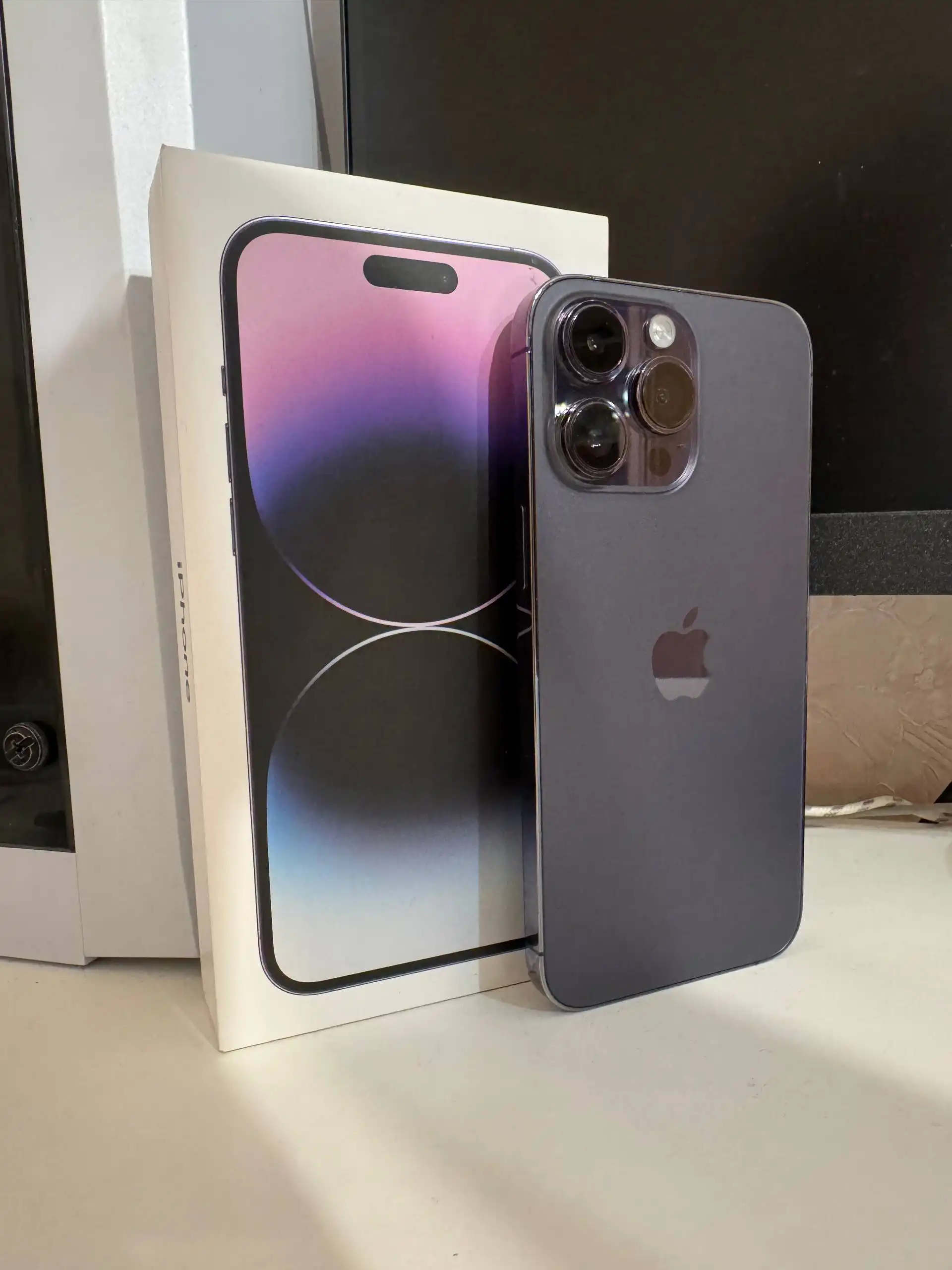 iPhone 14 Pro Max 256 ГБ в отличном состоянии - Смартфоны (Электроника) в Саратов