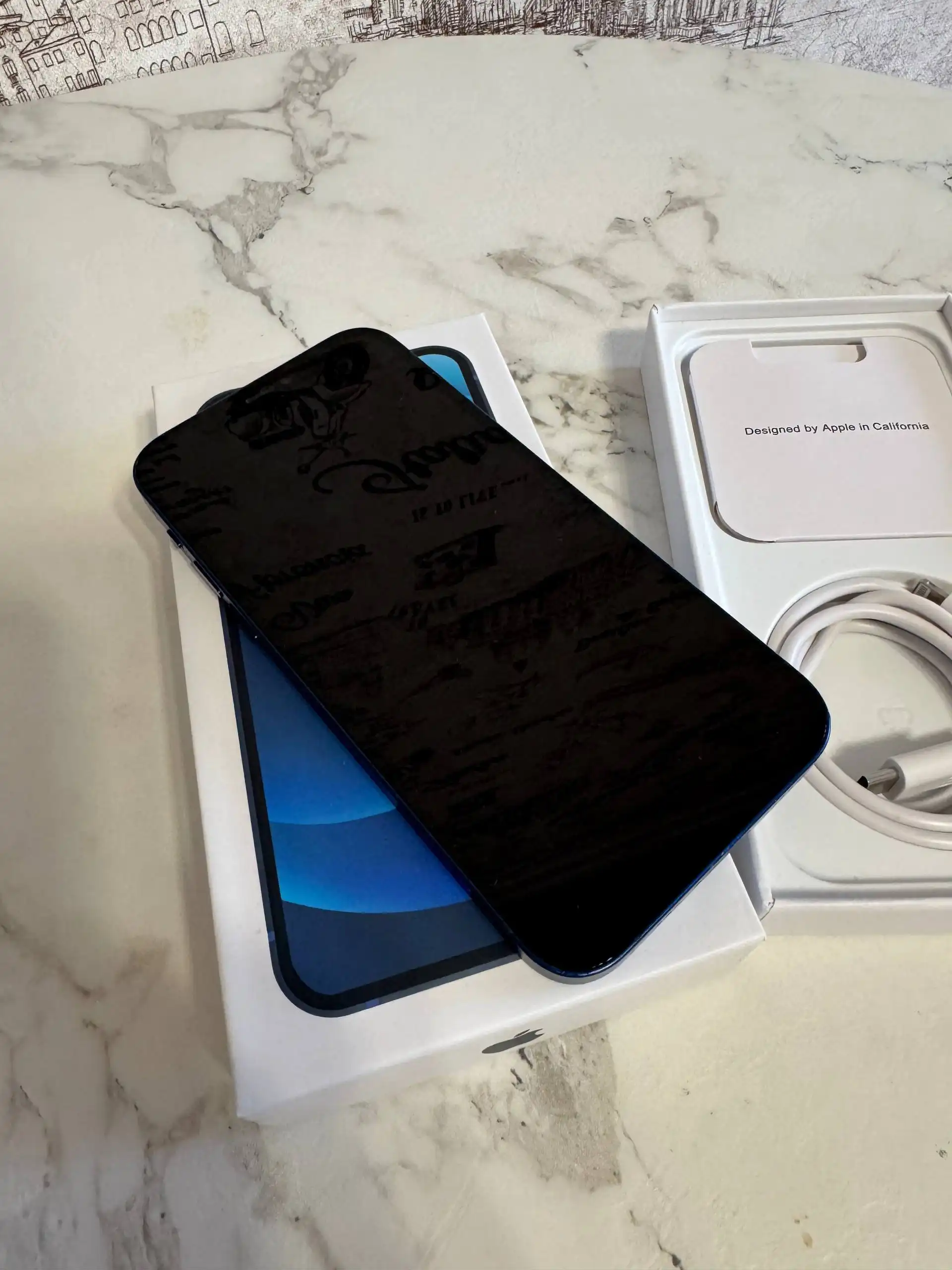 Продам iPhone 12 в отличном состоянии - Смартфоны (Электроника) в Саратов