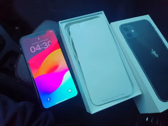 Продам айфон 11 на 128 Гб - Смартфоны в Саратов