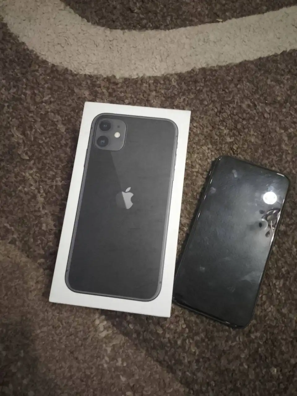 Продам iPhone 11 128 Гб - Смартфоны (Электроника) в Саратов