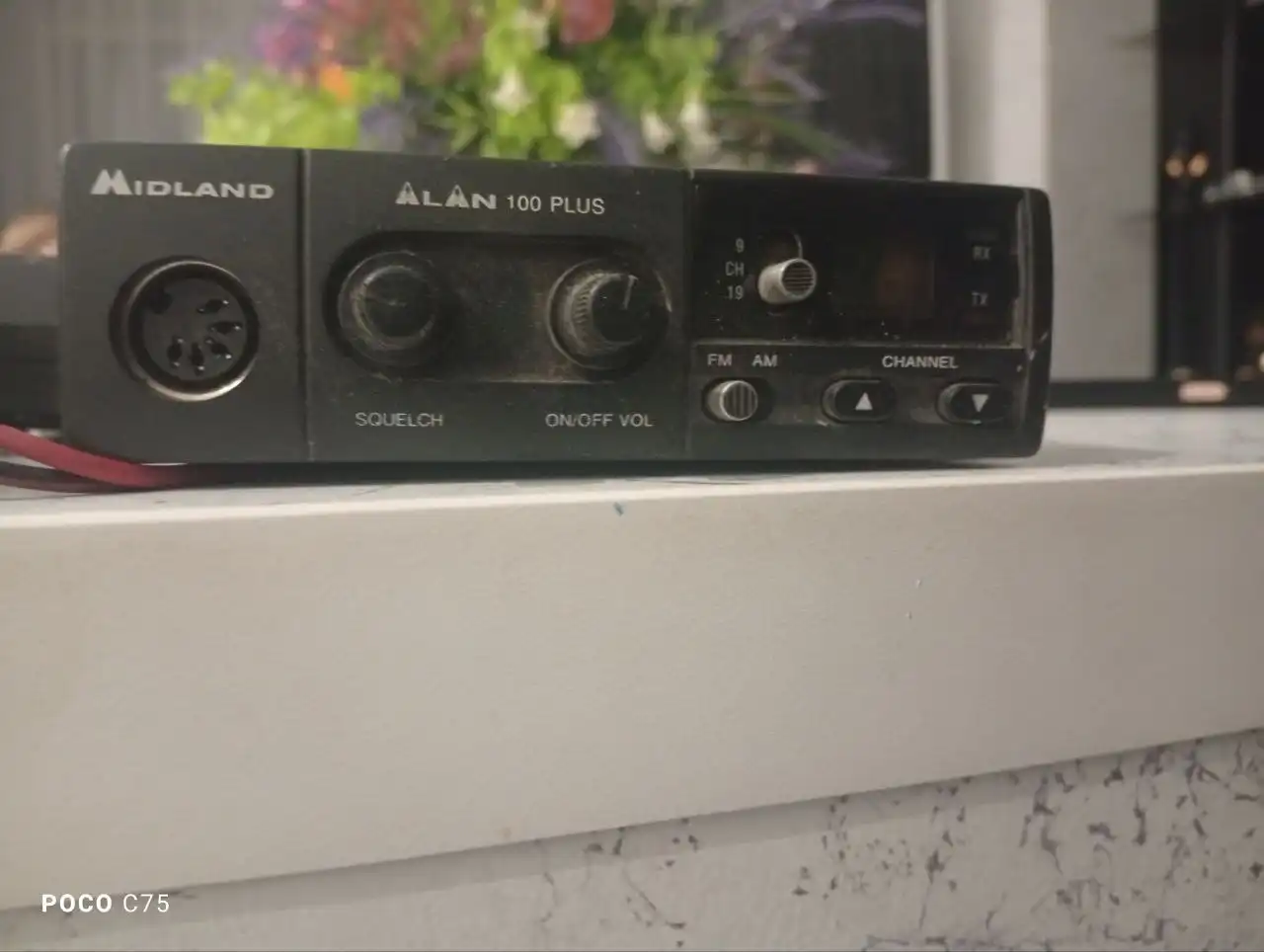 Продам рацию без антенны - Средства связи (Электроника) в Саратов