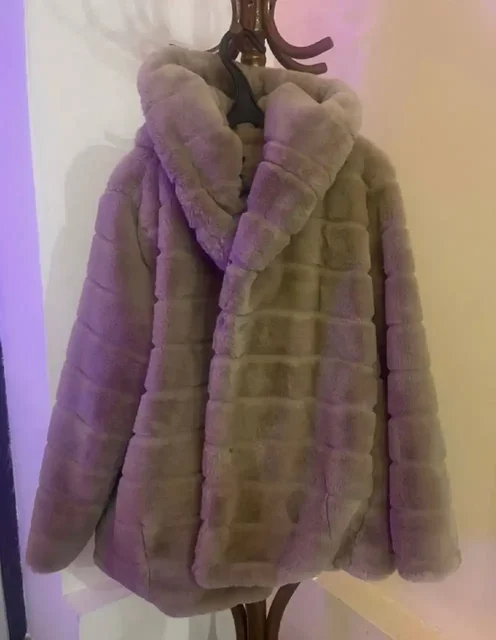 Продам шубку - Одежда в Саратов