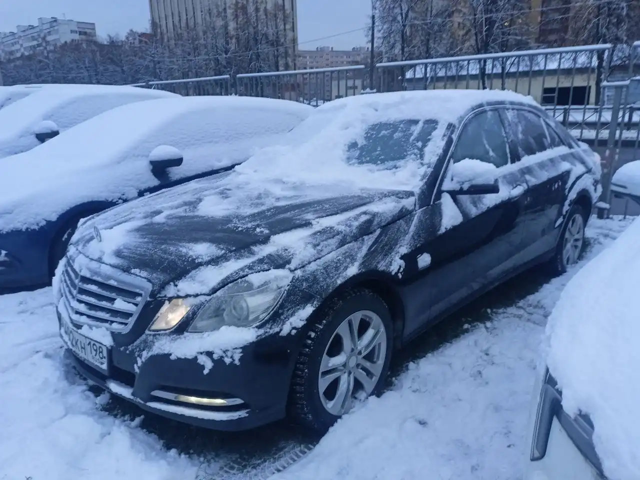 Mercedes-Benz E-Class 2011 на торгах по банкротству