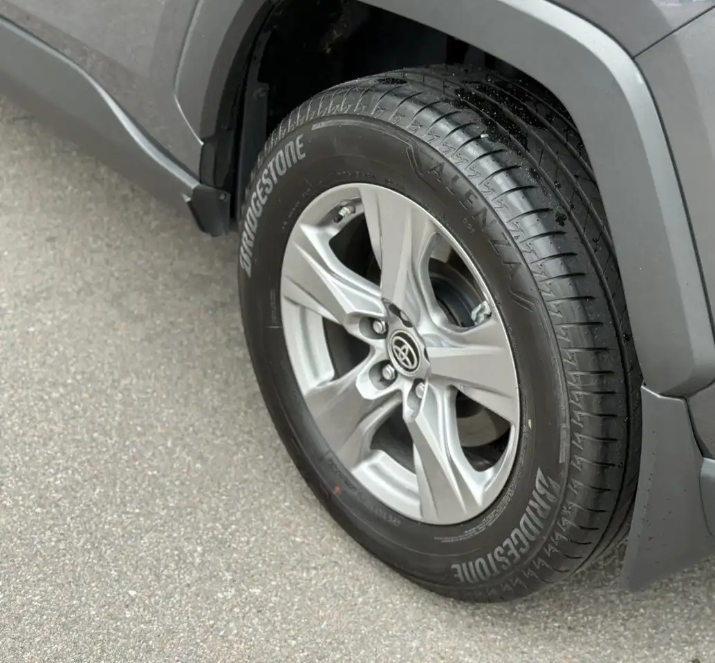 Продажа Toyota RAV4 с пробегом 26 тыс. км