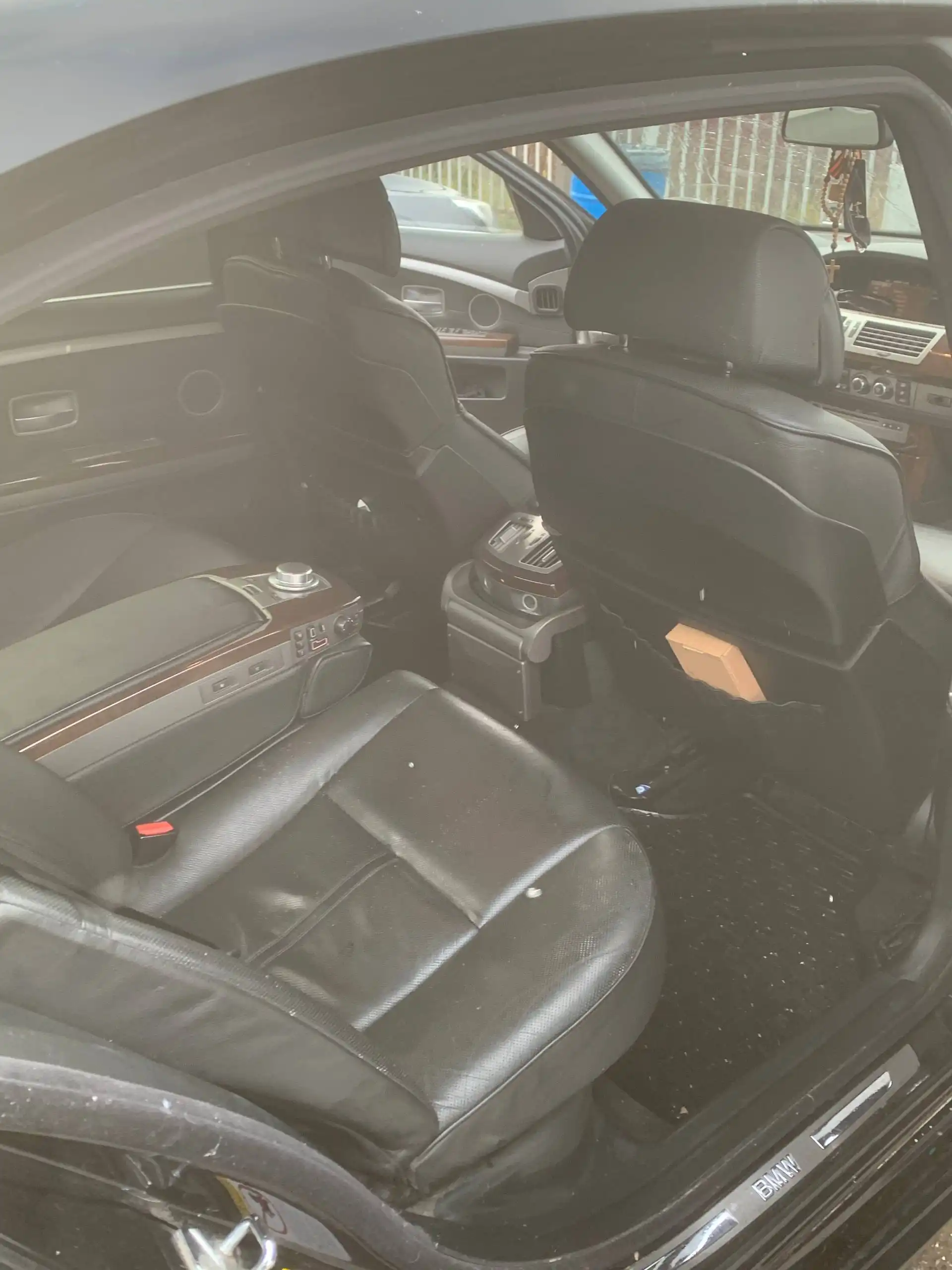 BMW 7 серии 2005 года 750Li AT