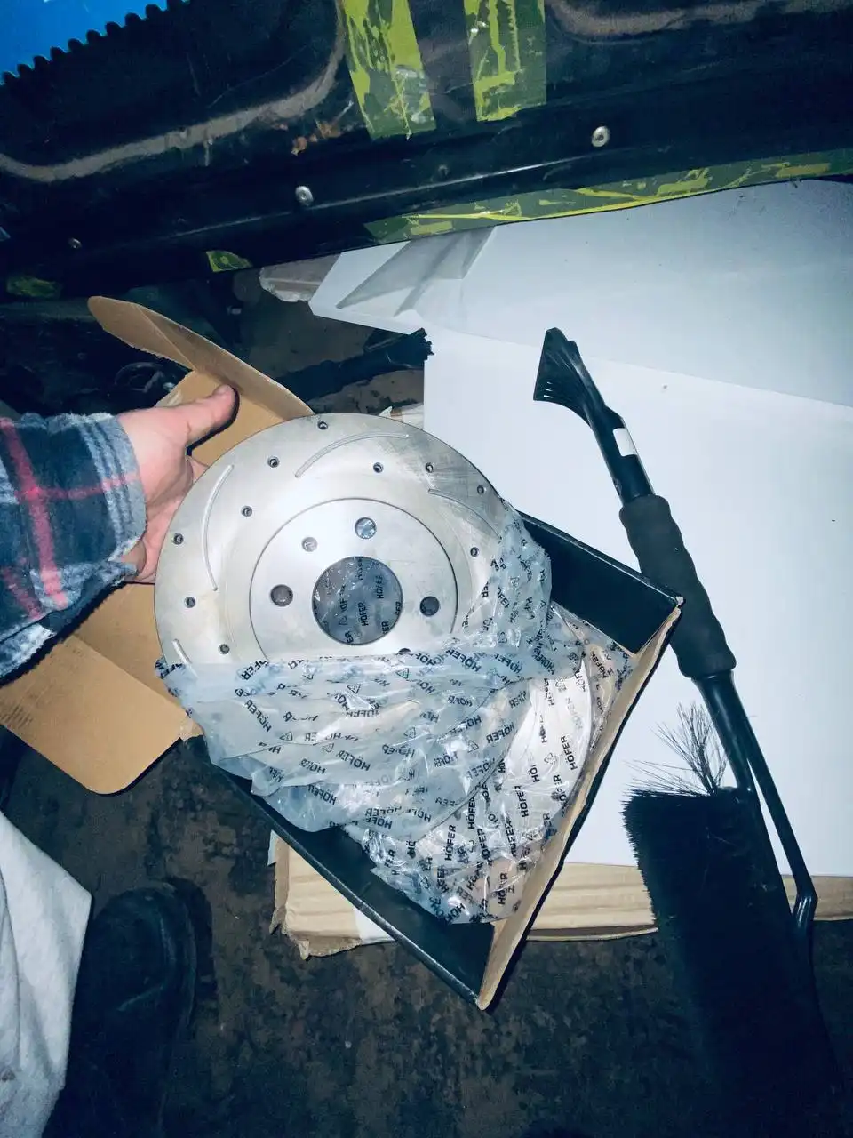 Продажа новых запчастей для авто ВАЗ и других