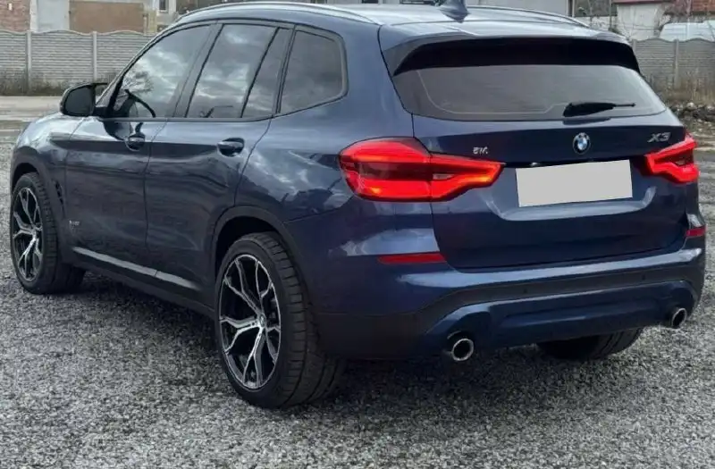 BMW X3 2017 в хорошем состоянии