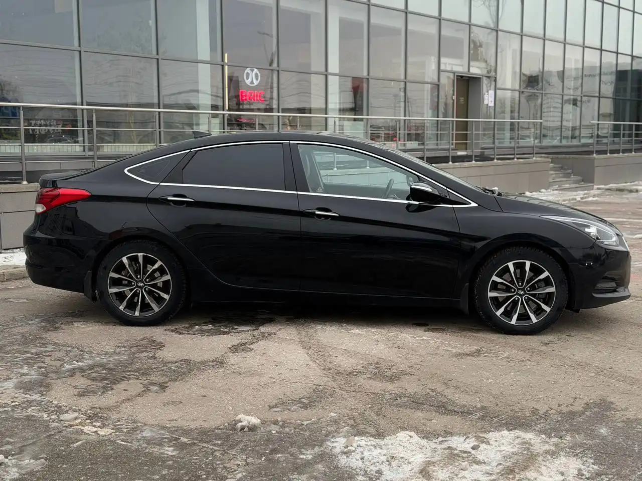 Хендай i40 2015 г.в. в отличном состоянии с ГБО