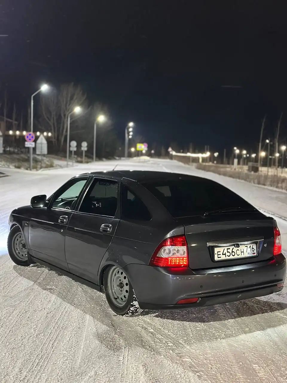 Продам Lada Priora 2 2014 года в максимальной комплектации