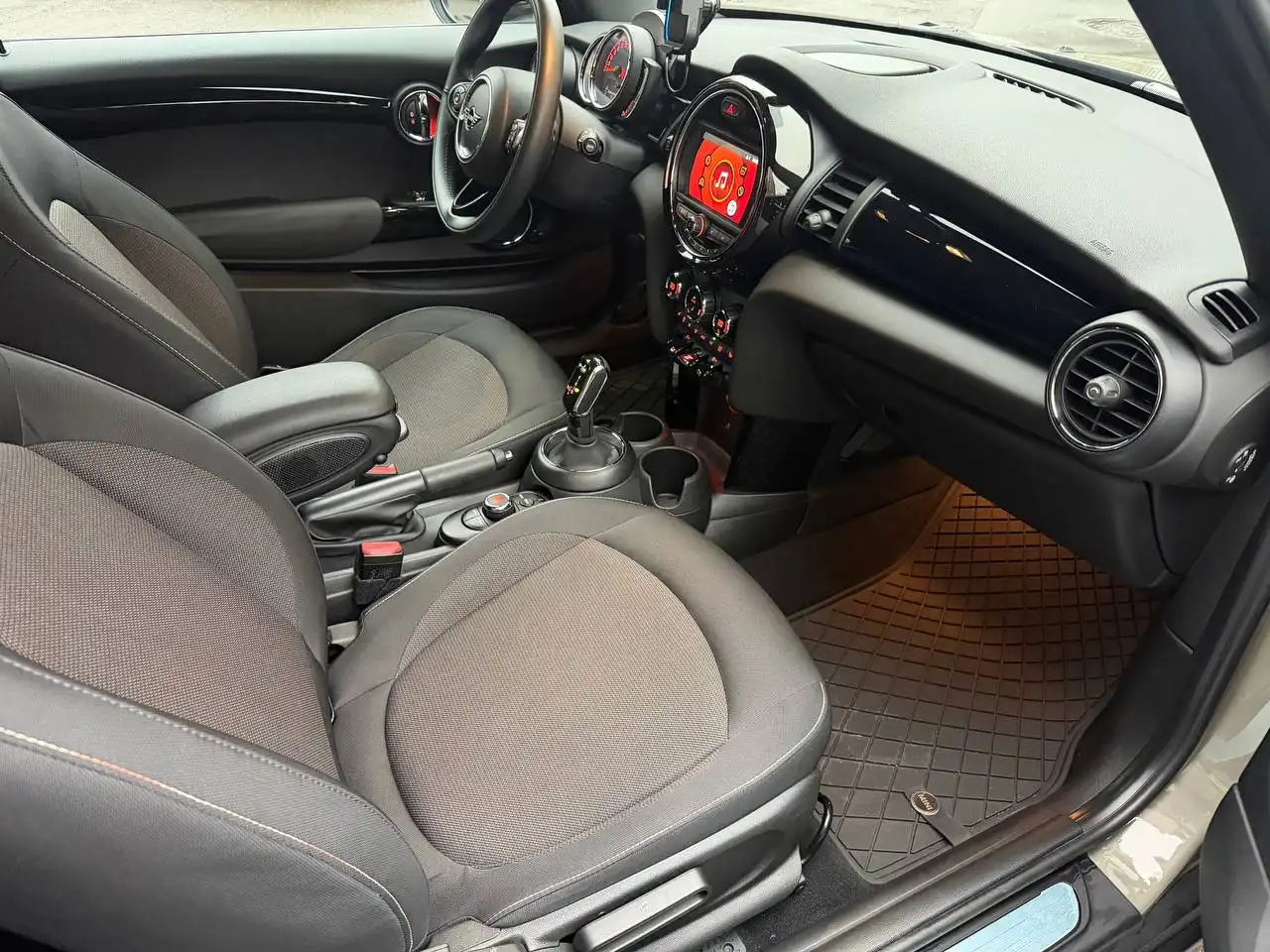 MINI COOPER 1.5AT LCI F56 2020 года