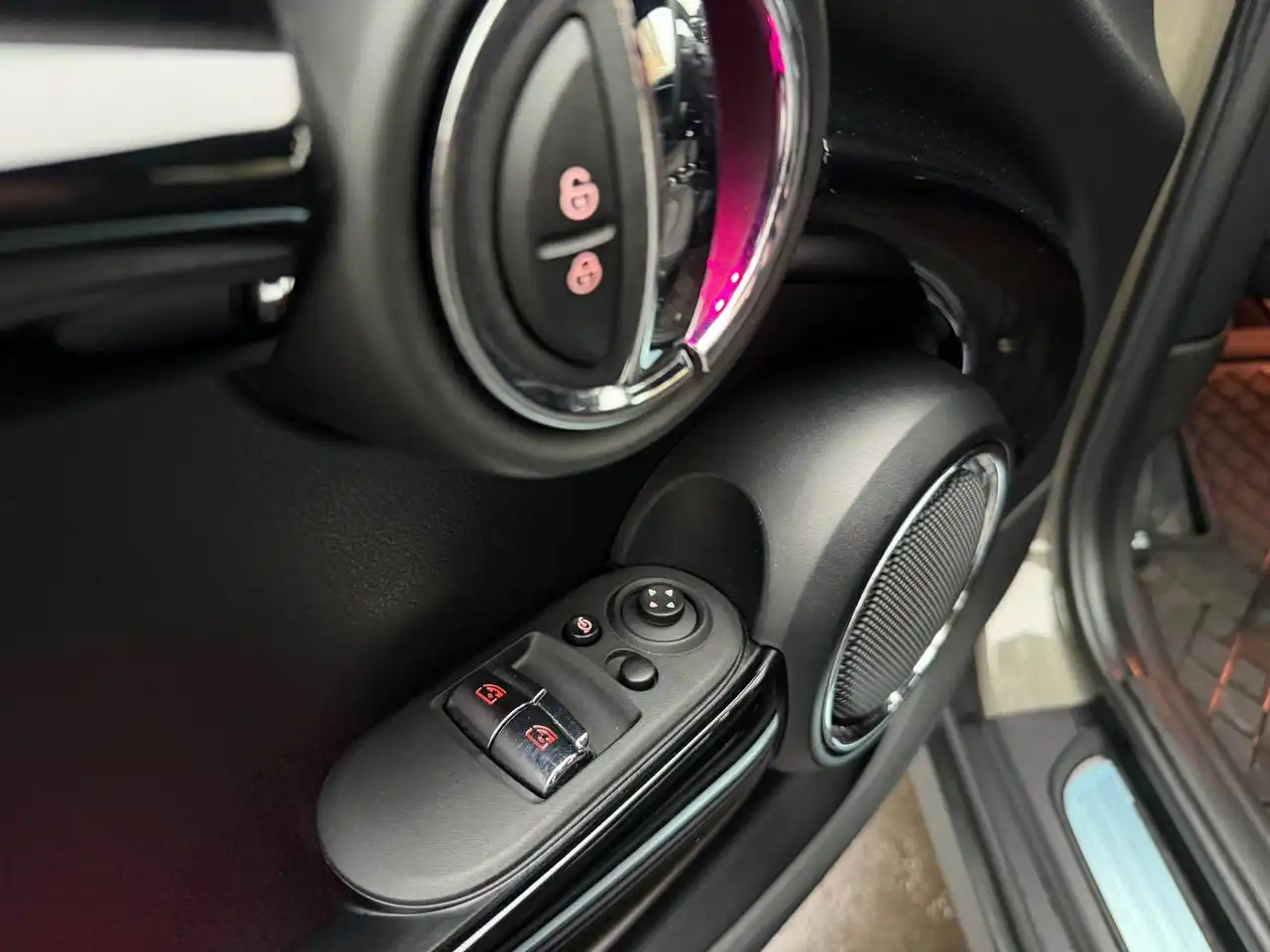 MINI COOPER 1.5AT LCI F56 2020 года