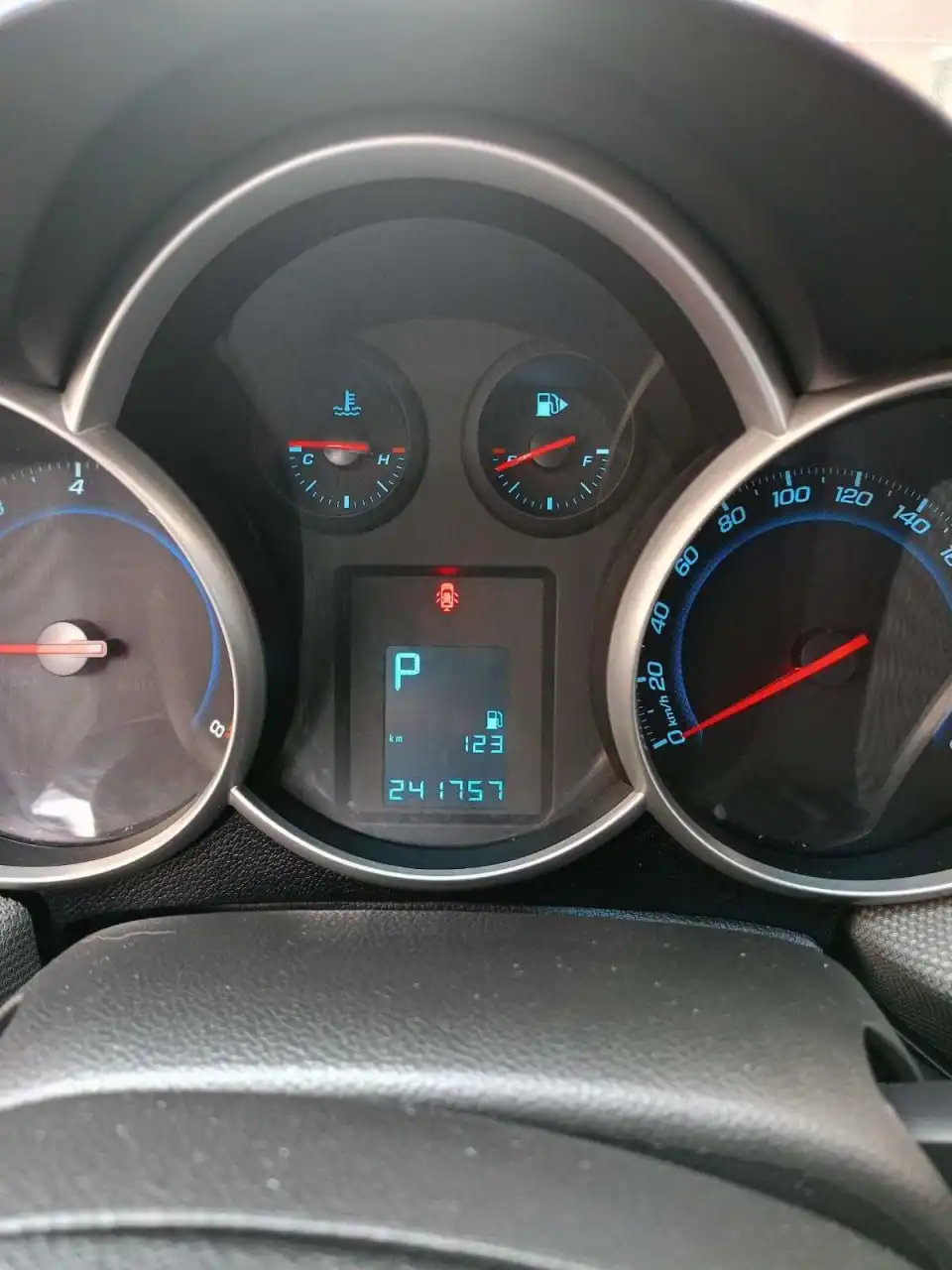 Продажа Chevrolet Cruze 2012 года на торгах по банкротству