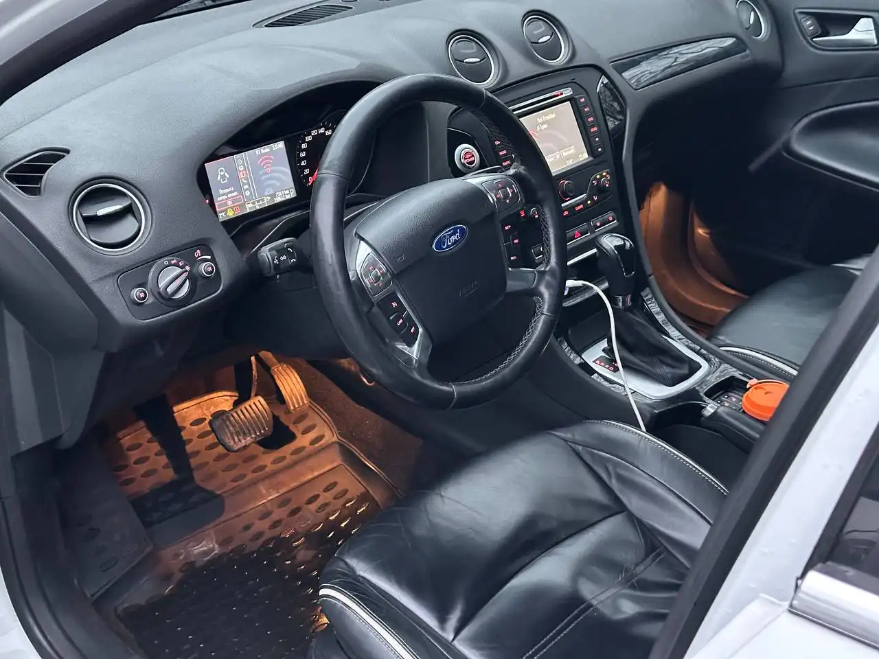 Ford Mondeo 2012 года продажа