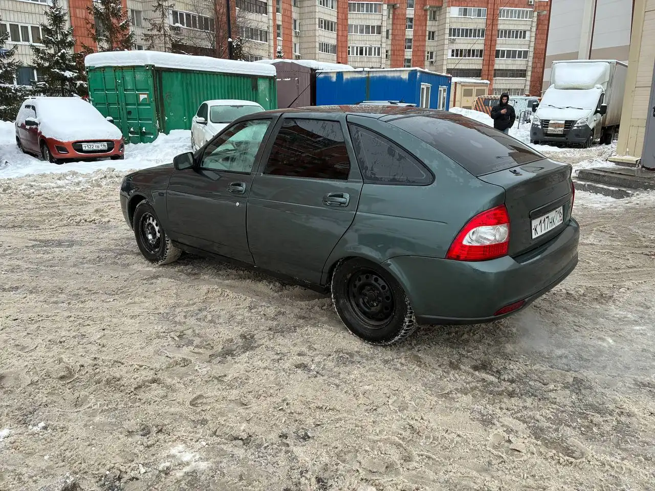 Приора 2010 года в люксовой комплектации