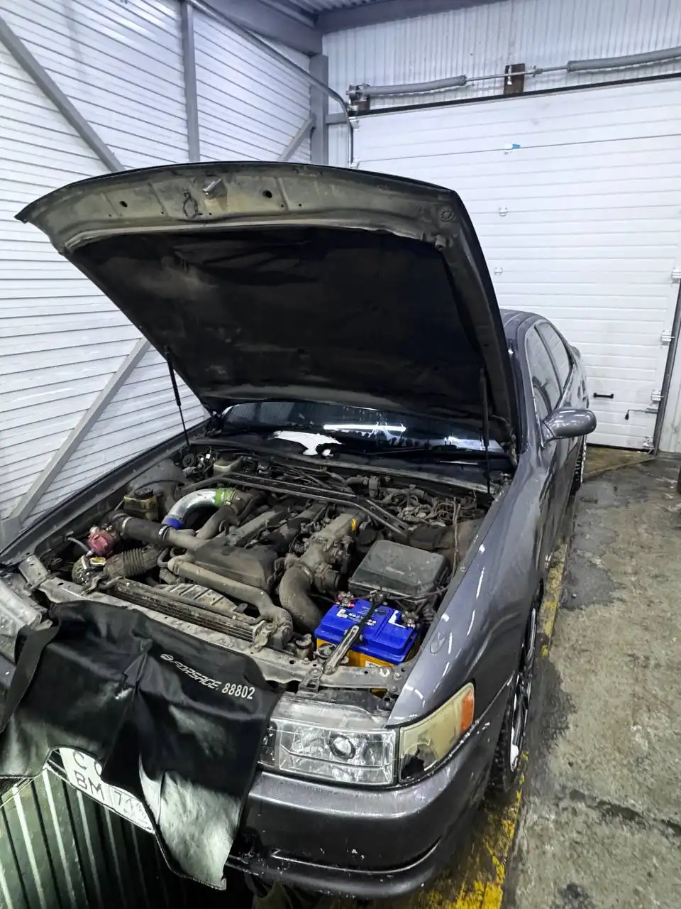 Продажа Toyota Corolla 90-го кузова с турбо, фулл тапами и вписанным двигателем