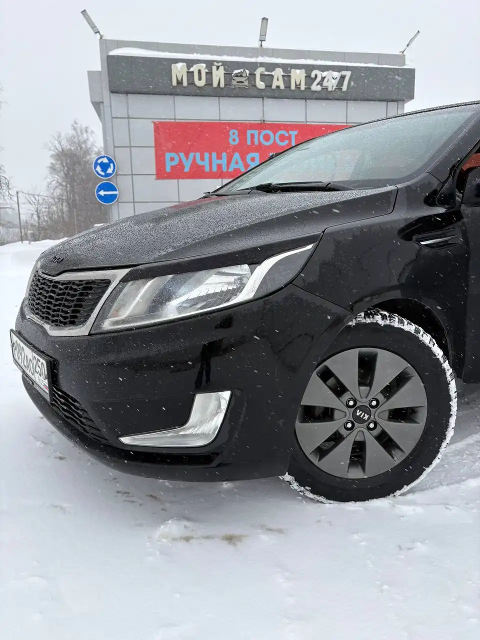 Продам Kia Rio 1.6 AT 2013 года