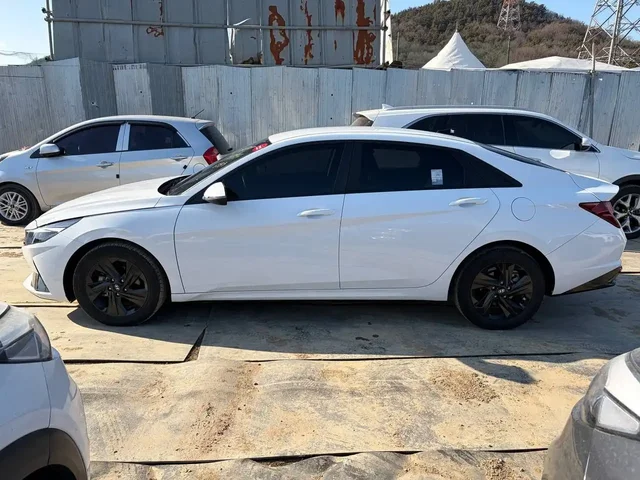 HINDAI AVANTA 2022 года 2 WD с Южной Кореи - Сельхозтехника в Москва