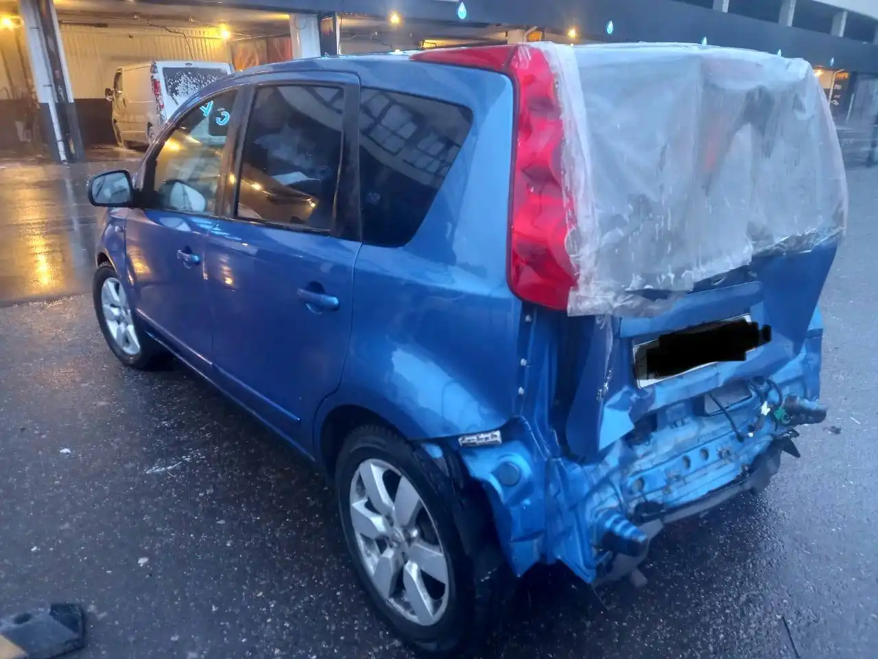 Продажа Nissan Note 2006 года с автоматом - Легковые автомобили (Авто) в Москва