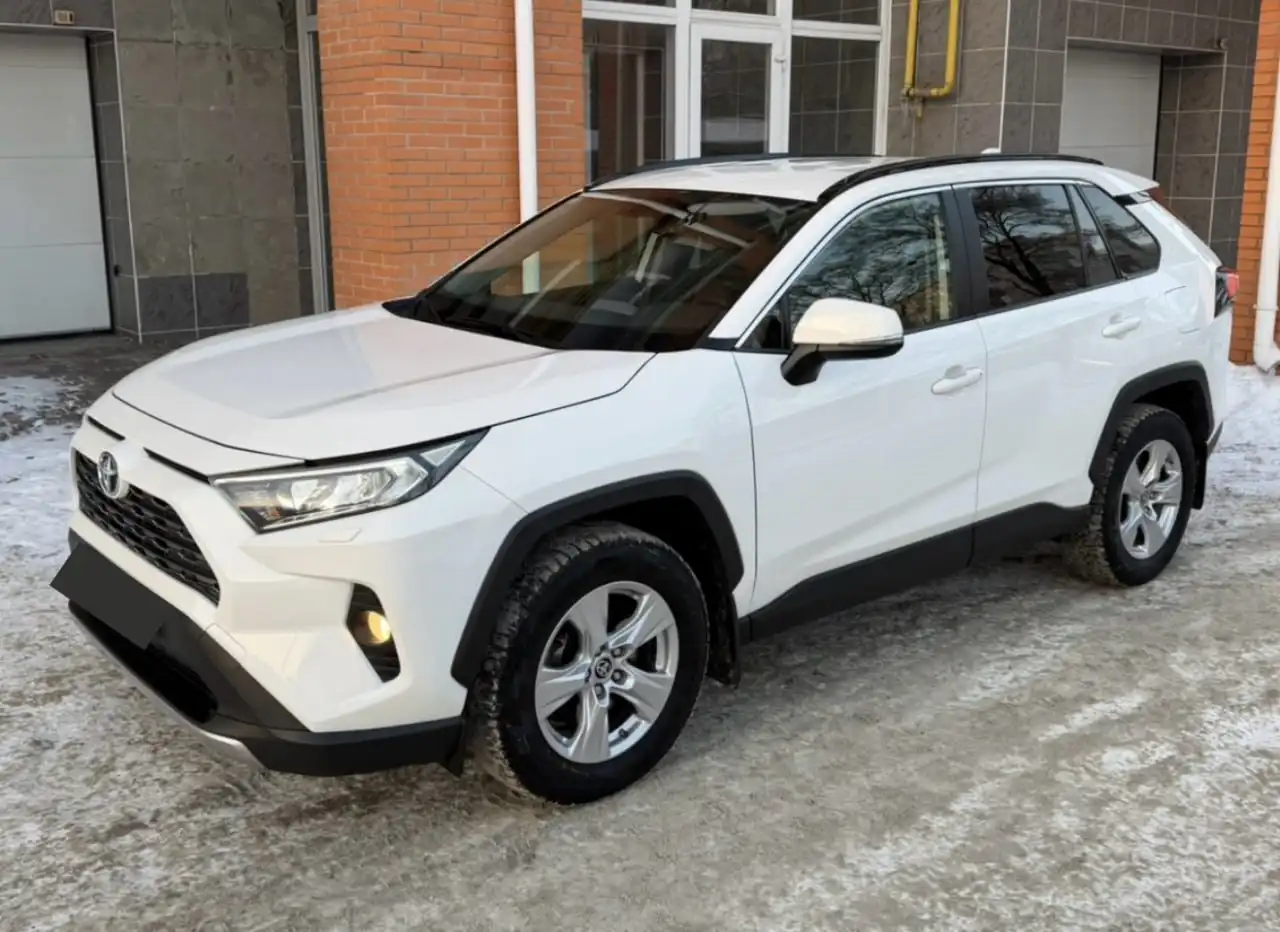 Toyota RAV4 2019 года с пробегом 82 тыс. км - Кроссовер (Авто) в Москва