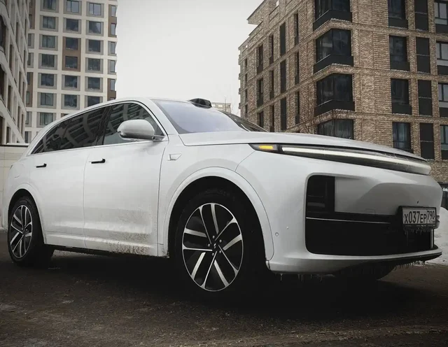 Продажа LiXiang L7 2023 года - частное объявление в Москва