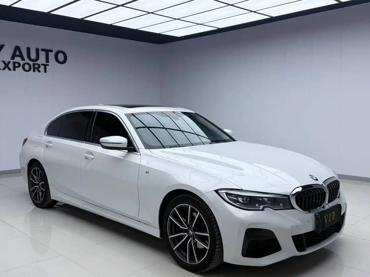 BMW 3 Series 320Li M Sport 2021 в Китае - Легковые автомобили (Авто) в Уссурийск