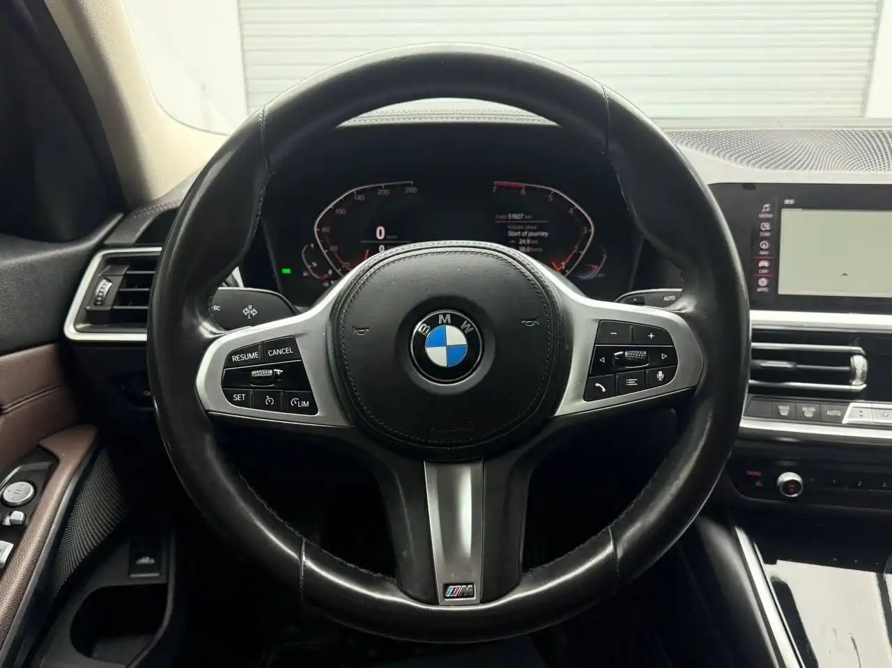 BMW 3 Series 320Li M Sport 2021 в Китае - Легковые автомобили (Авто) в Уссурийск