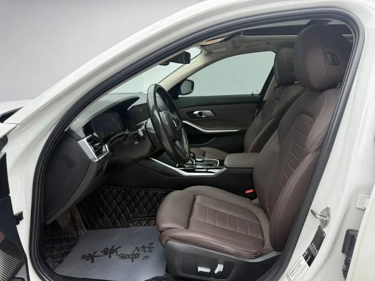 BMW 3 Series 320Li M Sport 2021 в Китае - Легковые автомобили (Авто) в Уссурийск