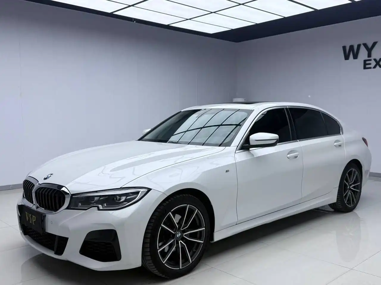 BMW 3 Series 320Li M Sport 2021 в Китае - Легковые автомобили (Авто) в Уссурийск