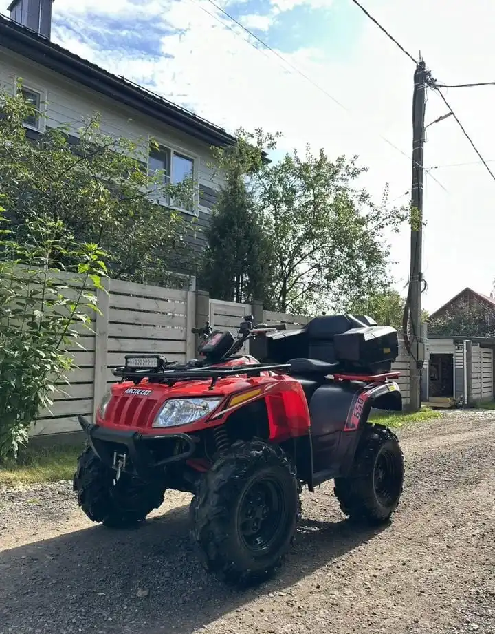 Продам квадроцикл Arctic Cat 650 2007 года - Квадроциклы (Авто) в Москва