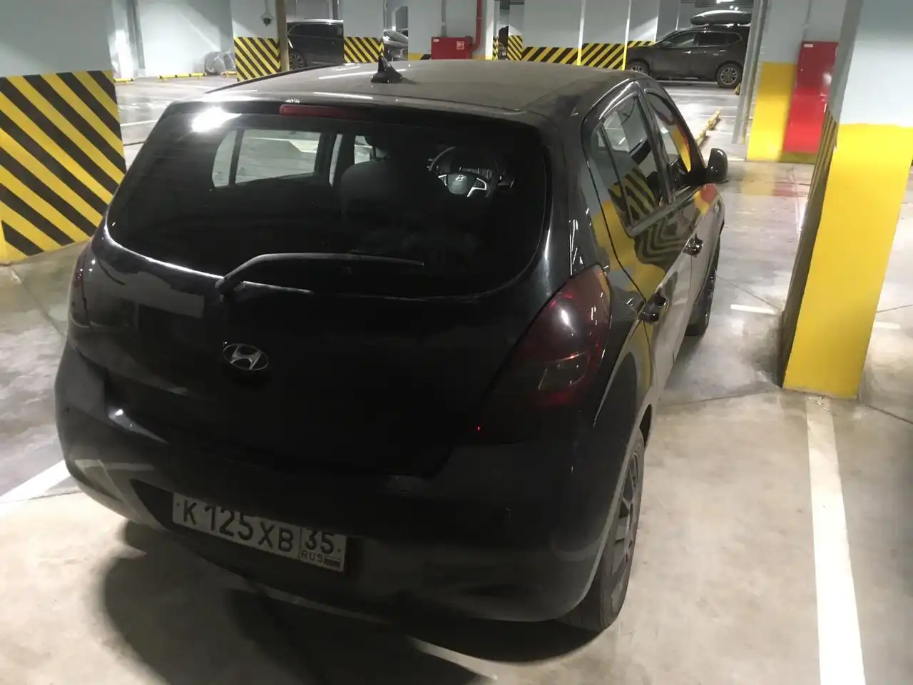 Hyundai i20 1.4 АКПП 2010 года - Легковые автомобили (Авто) в Москва