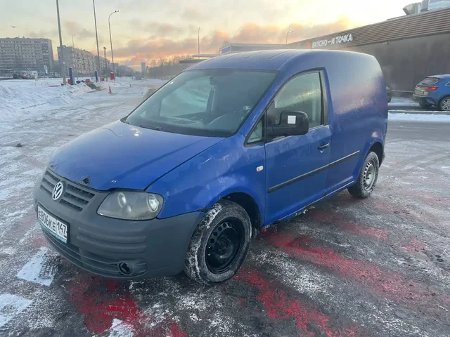 Volkswagen Caddy 2008 года выпуска - Запчасти в Санкт-Петербург