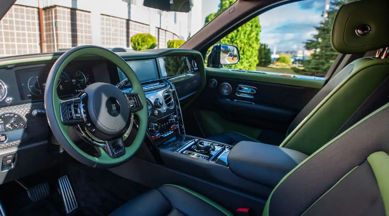 Rolls-Royce Cullinan Black Badge II 2025 в наличии - Внедорожники (Авто) в Москва