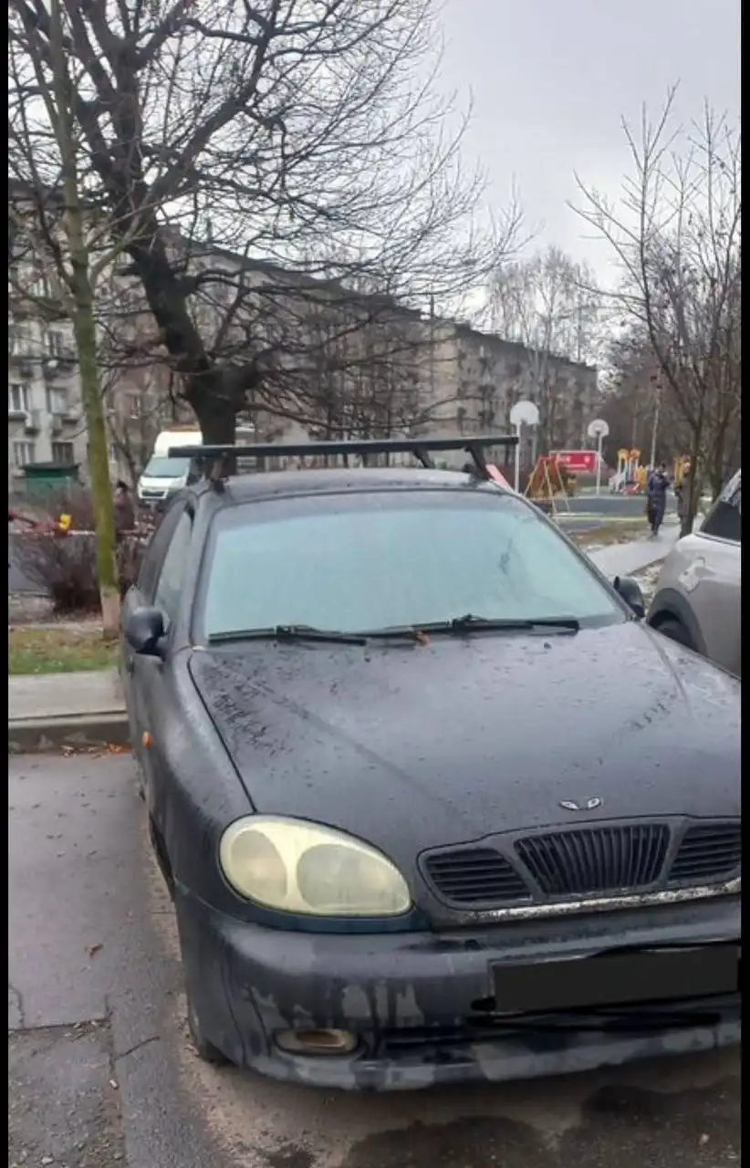 Продается Daewoo Lanos 8 лет, максимальная комплектация - Легковые автомобили (Авто) в Москва