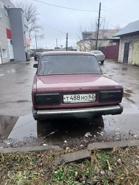 Продается ВАЗ 2107 2003 года - Авторынок в Москва