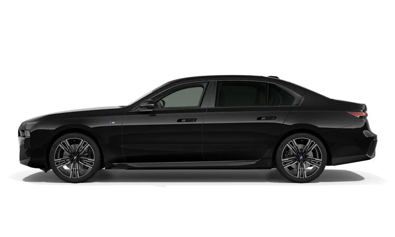 Продажа BMW 740i xDrive Sedan 2025 года - Седаны (Авто) в Москва
