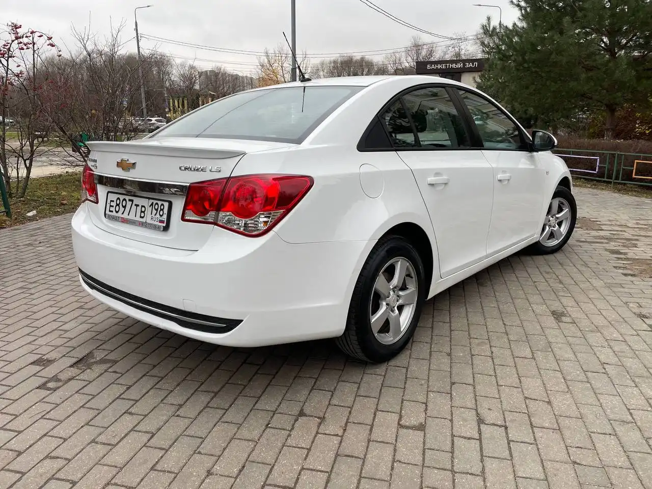 Chevrolet Cruze LS 2012 года - Легковые автомобили (Авто) в Москва Щербинка