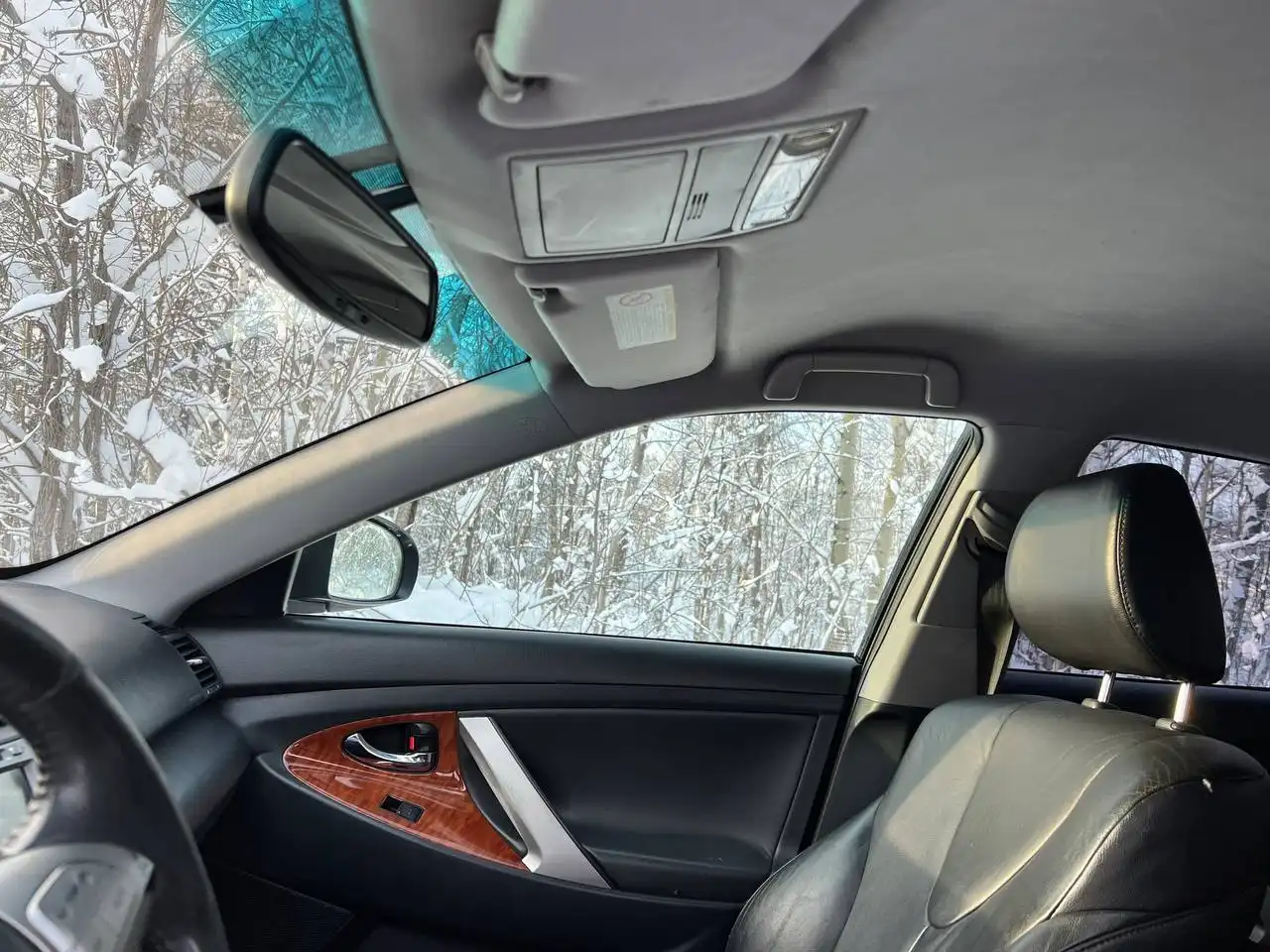 Toyota Camry 2.4 2011 года с новым мотором и кожаным салоном - Легковые автомобили (Авто) в Москва