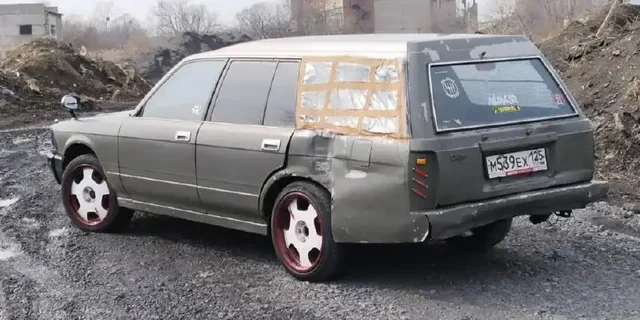 Toyota Crown 130 универсал 1991 г.в., аварийная, с запчастями - частное объявление в Лесозаводск