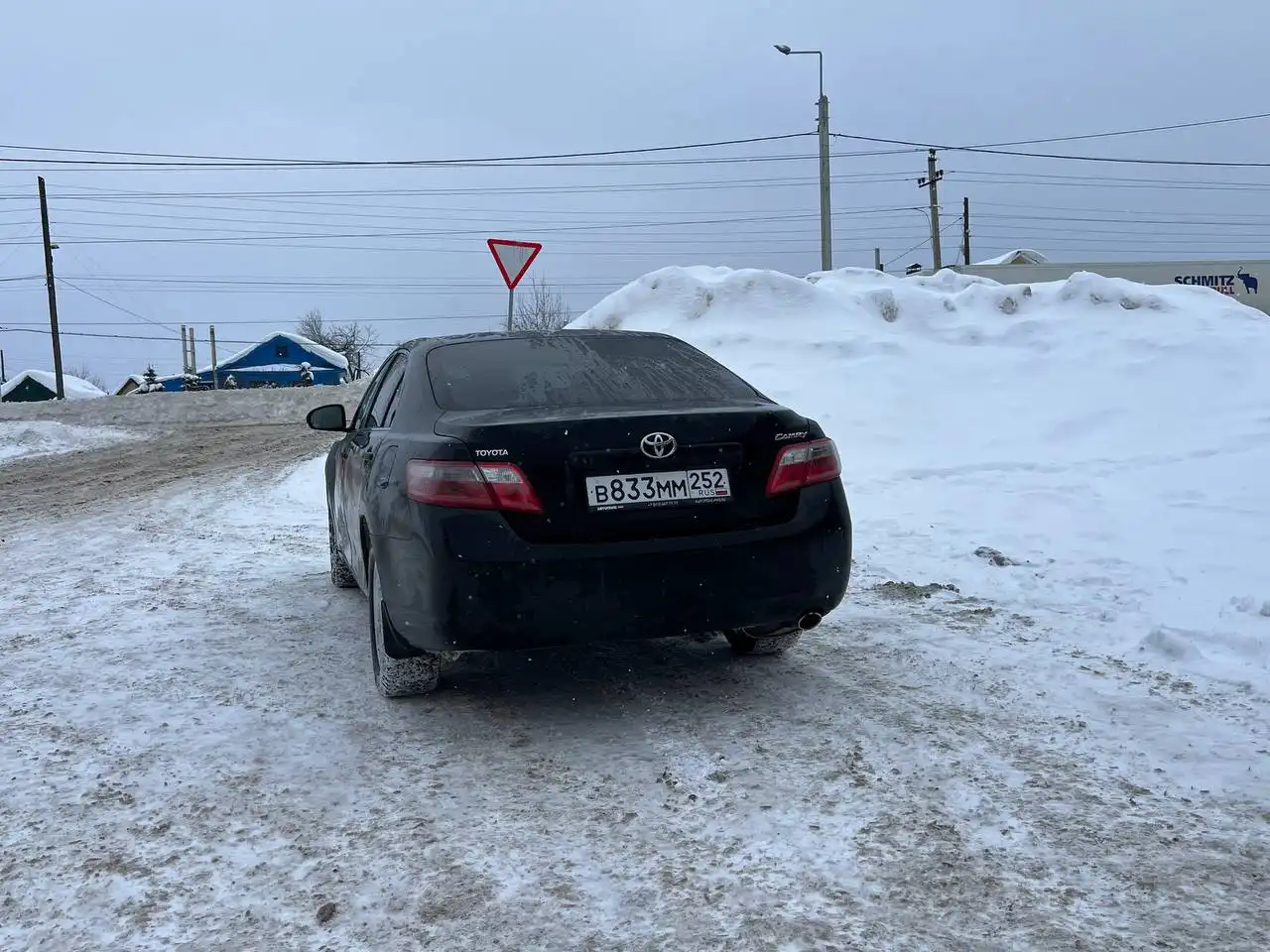 Toyota Camry 2.4 2011 года с кожаным салоном - Легковые автомобили (Авто) в Москва