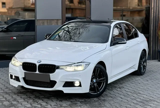 Продам BMW 318d 2016 года - Легковые автомобили в Москва