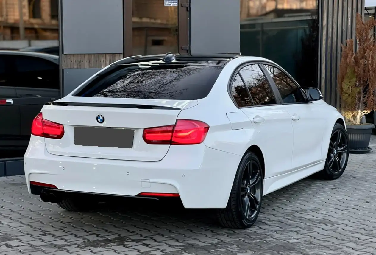 Продам BMW 318d 2016 года - Легковые автомобили (Авто) в Москва