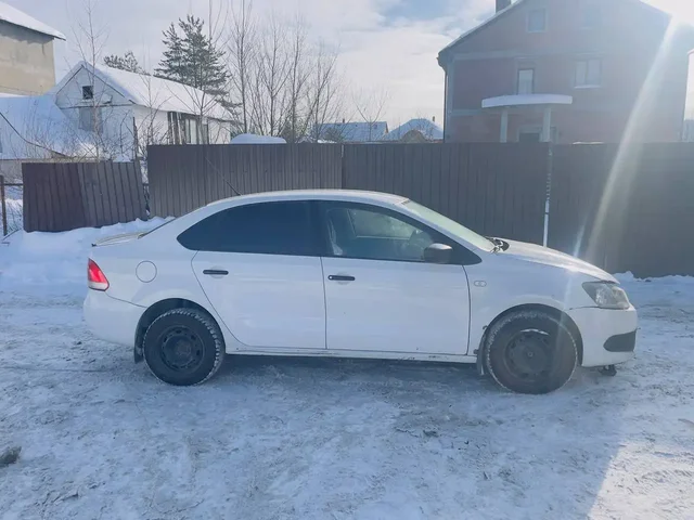Продажа автомобиля Volkswagen Polo 2012 года - Номера в Мытищи