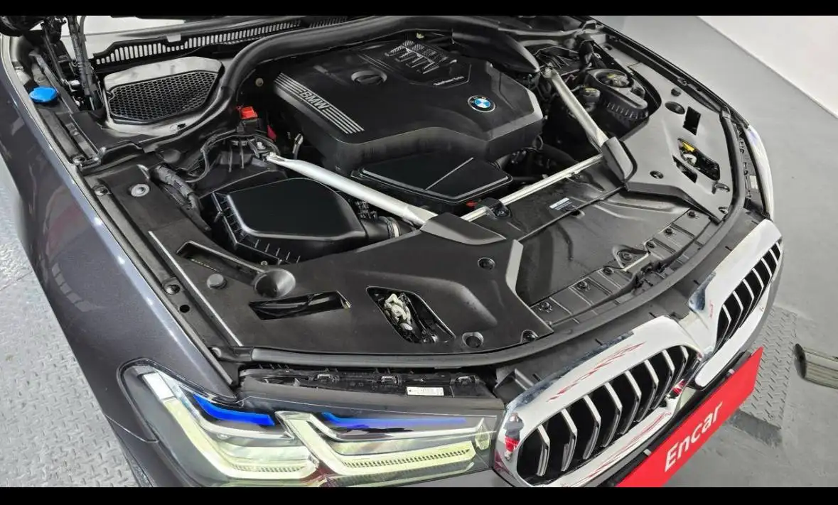 BMW 530i xDrive 2022 года с пробегом 39000 км - Авто в Москва