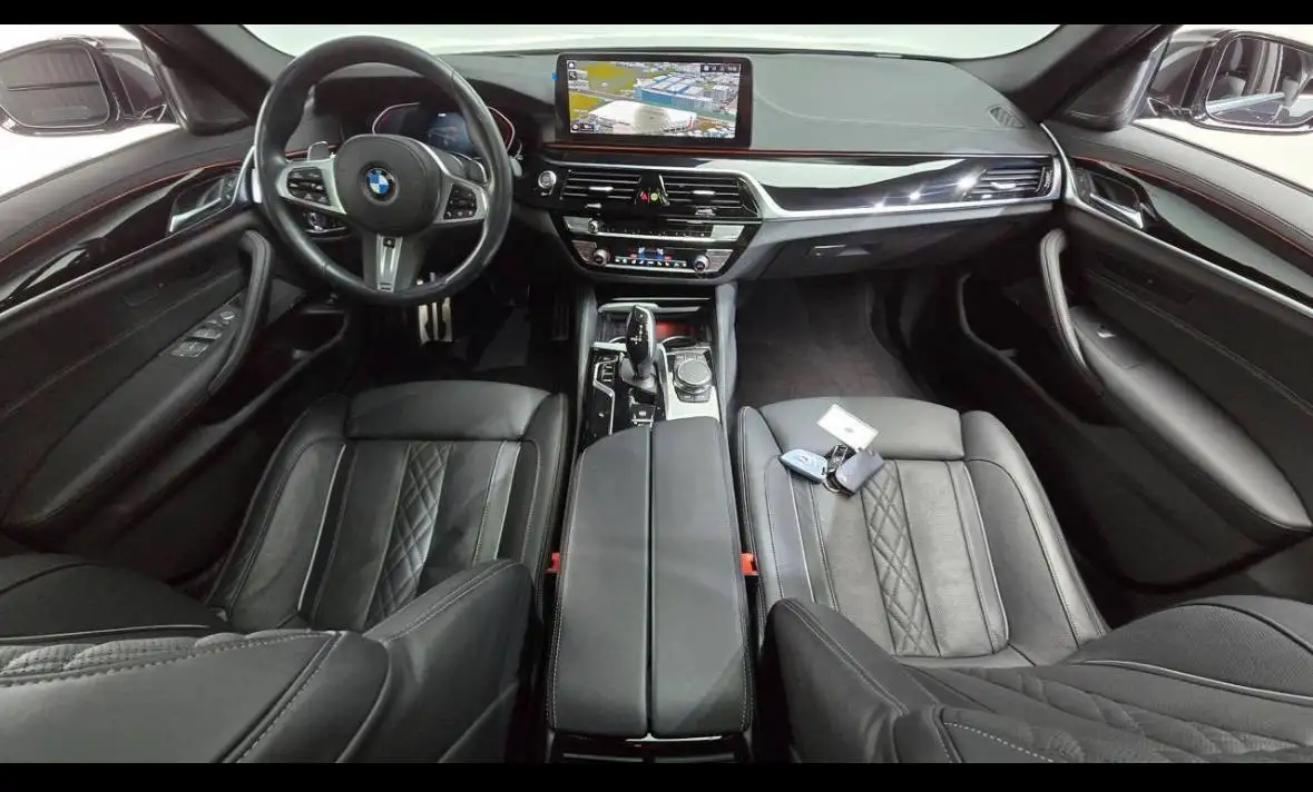 BMW 530i xDrive 2022 года с пробегом 39000 км - Авто в Москва